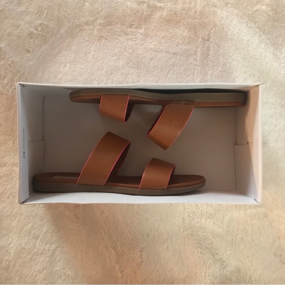 Steve Madden Adia Sandal - Picture 6 of 9